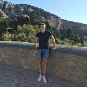 Review Yuri Vrijheid van Angst